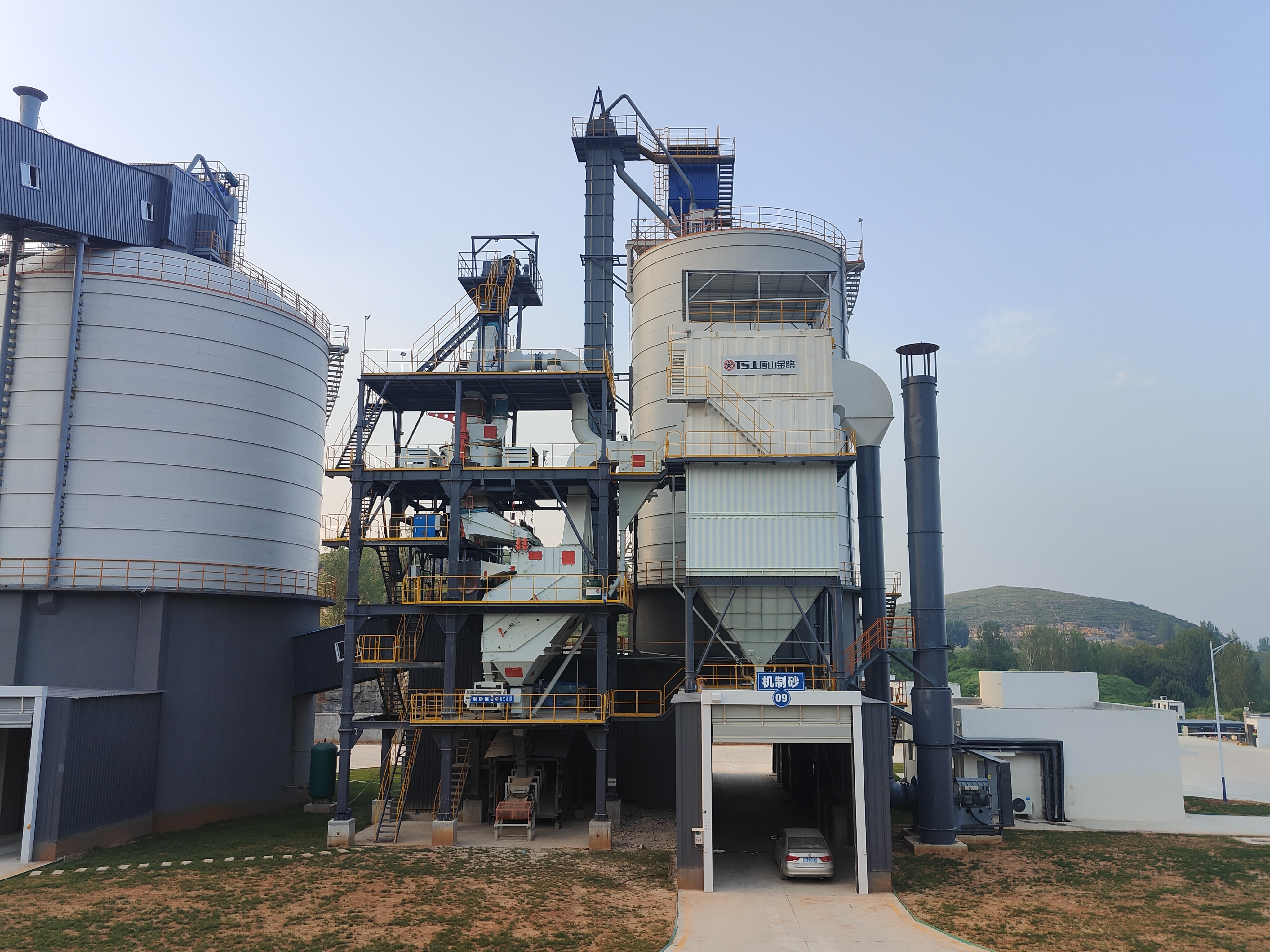 告別冬季停產！制砂樓干法制砂，寒冬里照樣穩(wěn)產增效